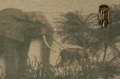 Baul madera y tela diseño safari